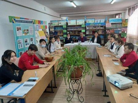 "Кітап - табысқа апарар дара жол" Ақынмен кездесу